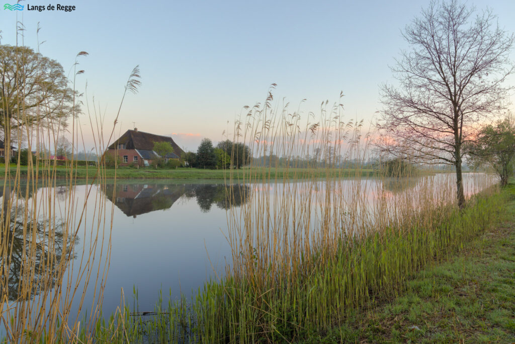 Boerderij vlak aan de Regge